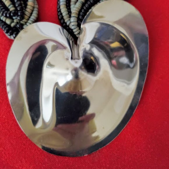 Vintage Beaded Necklace - Picture 2 of 8